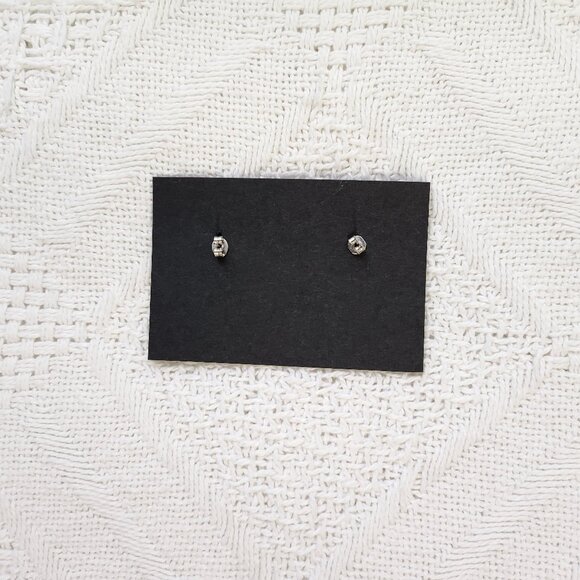 BFD Black Silver and White Enamel Vintage Earrings - Picture 5 of 7